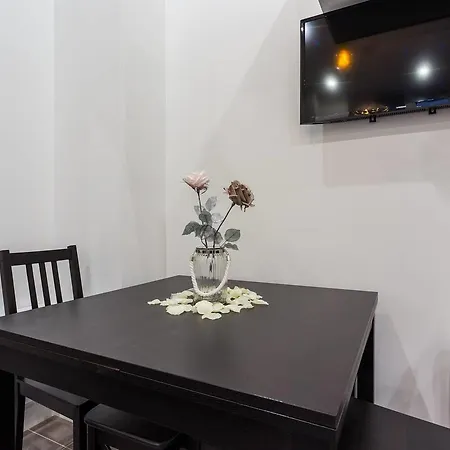 Le Logis De Montmartre * Parigi