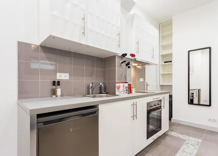 Le Logis De Montmartre Paris